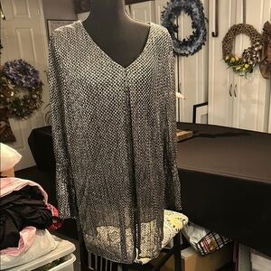 Alfani Black and White Tunic Top